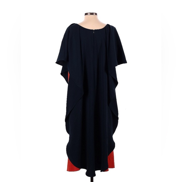 Casual dress - Picture 2 of 2